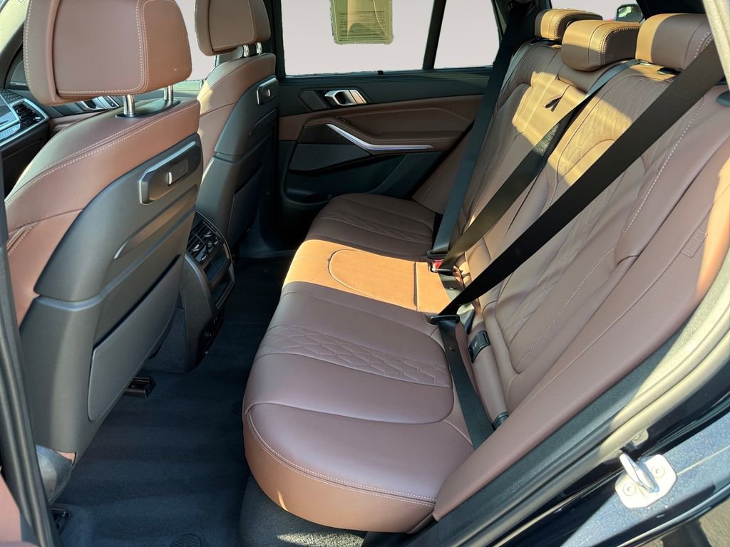 Certified 2025 BMW X5 M60i w/ Executive Package AWD/4WD image 13