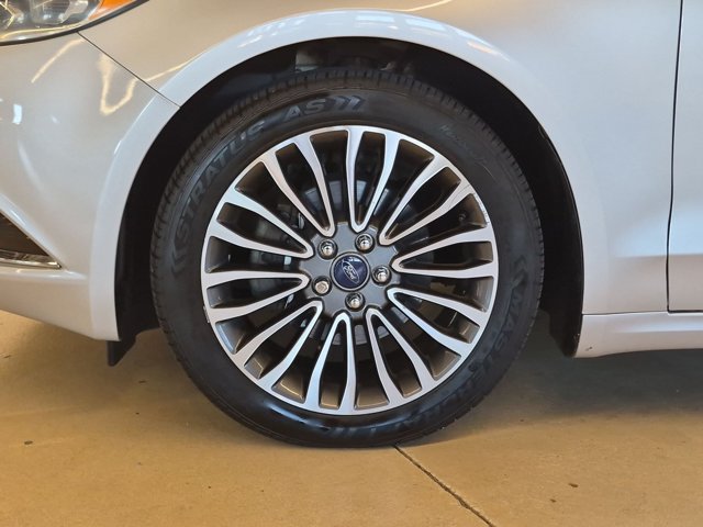 Used 2017 Ford Fusion Titanium FWD image 23