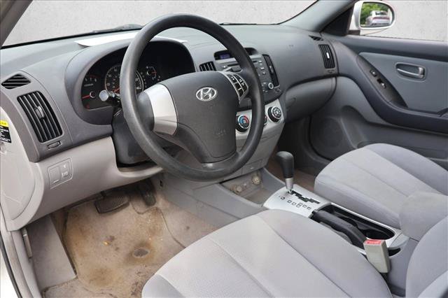 Used 2007 Hyundai Elantra GLS FWD image 12