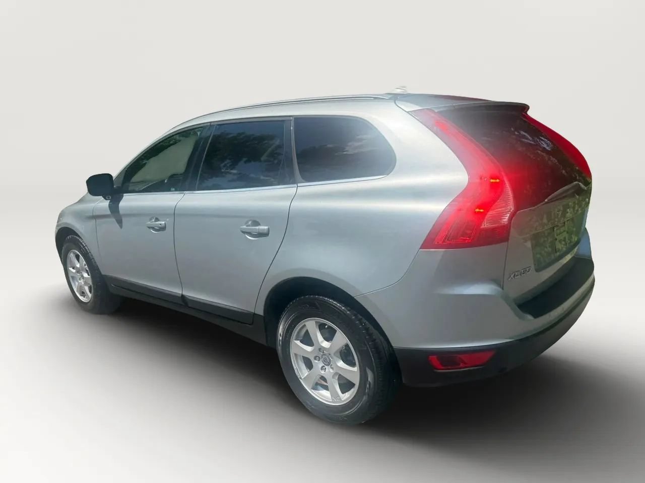 Used 2011 Volvo XC60 3.2 FWD image 4