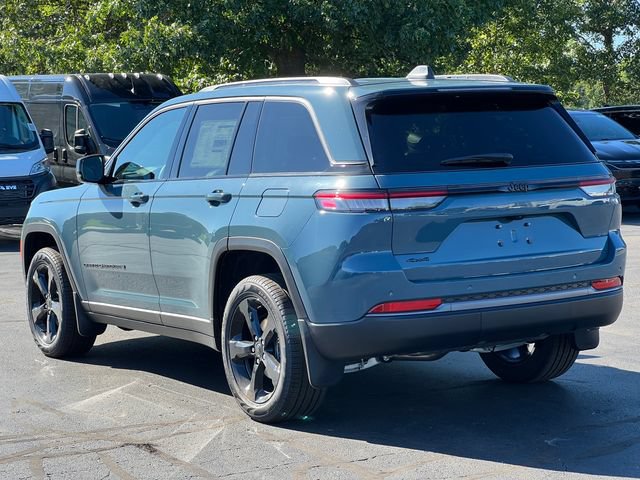 New 2027 Jeep Grand Cherokee Limited w/ Trailer Tow Package AWD/4WD image 8