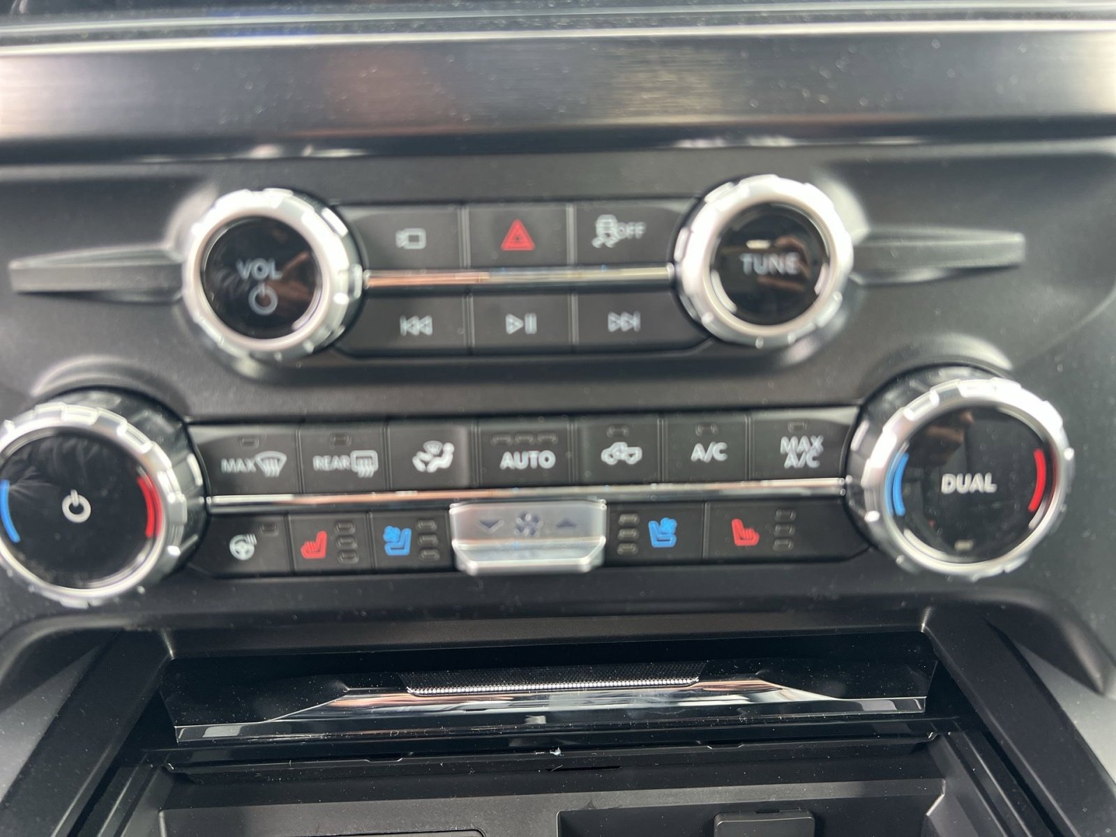New 2026 Ford F350 Lariat AWD/4WD image 29