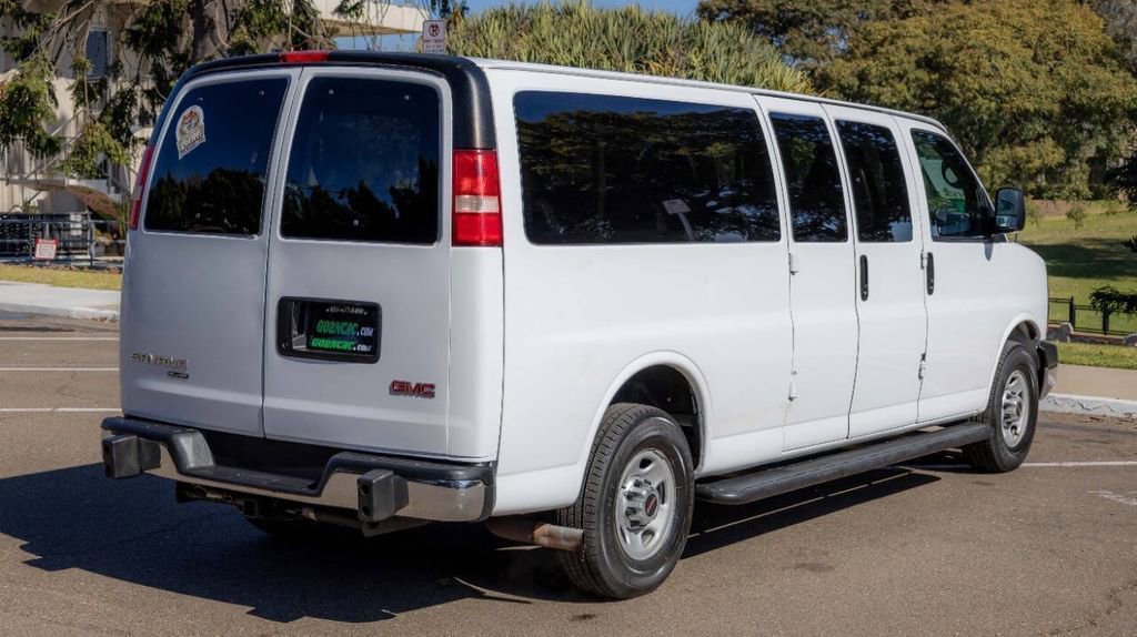 Used 2015 GMC Savana 3500 LS w/ Chrome Appearance Package image 5