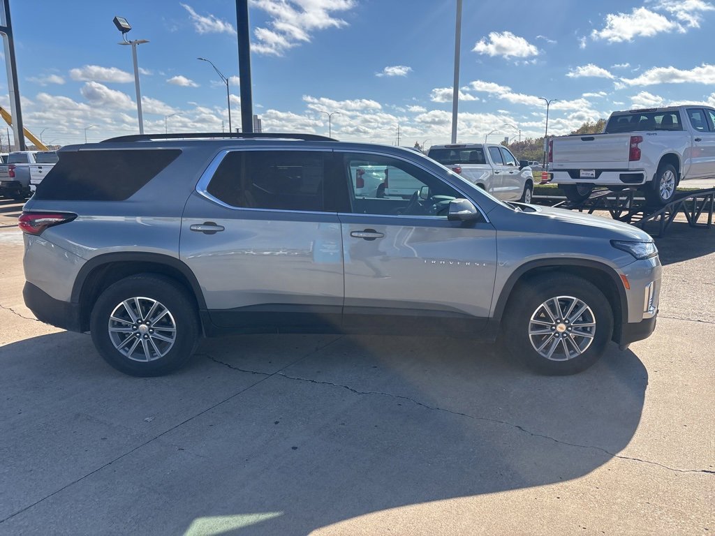 Used 2023 Chevrolet Traverse LT image 4