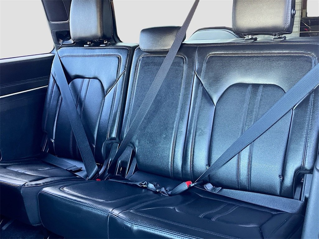 Used 2021 Ford Expedition Limited image 30