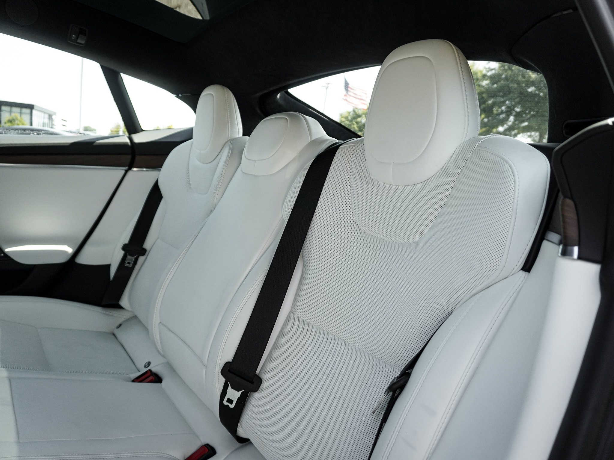 Used 2023 Tesla Model S AWD/4WD image 32