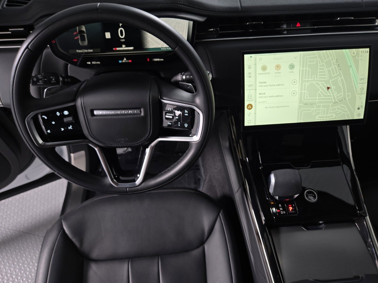 Used 2024 Land Rover Range Rover Sport SE image 13