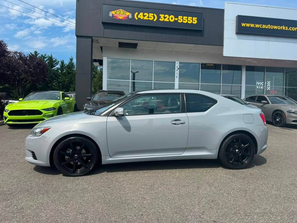Used 2011 Scion tC FWD image 2