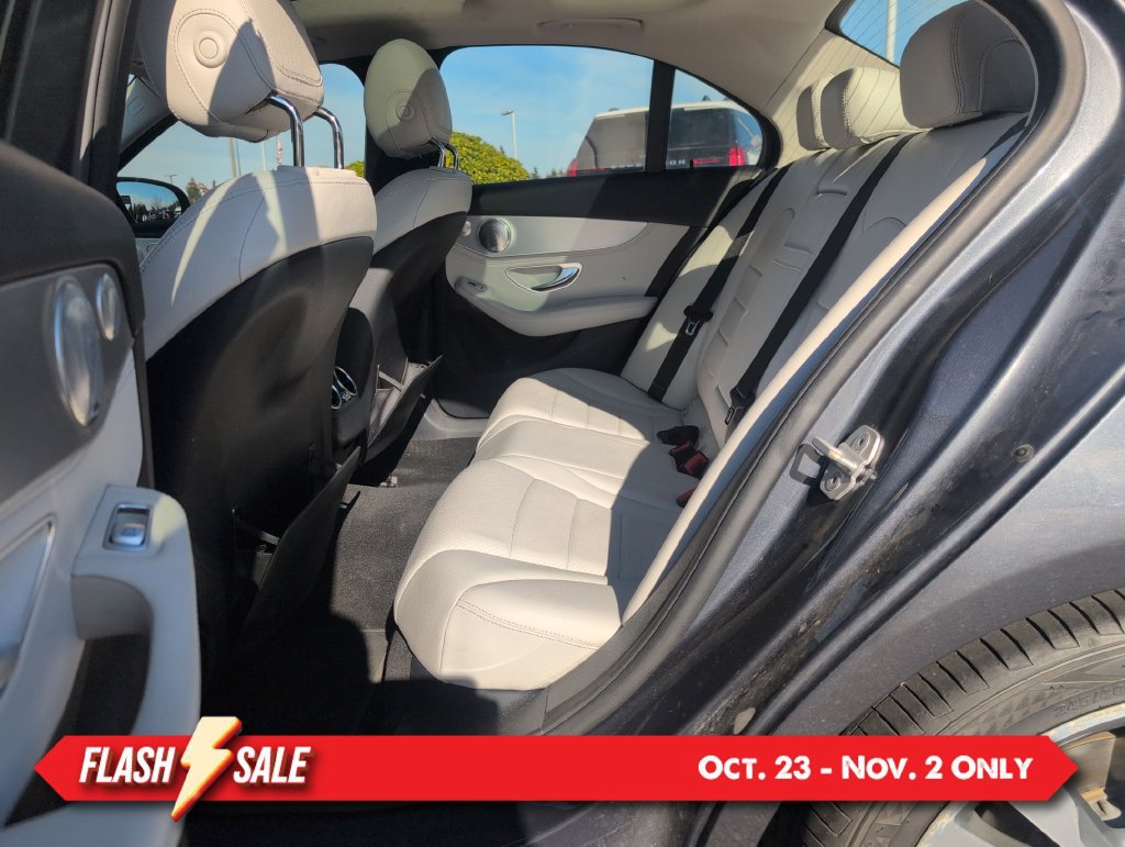 Used 2015 Mercedes-Benz C 300 4MATIC Sedan image 8