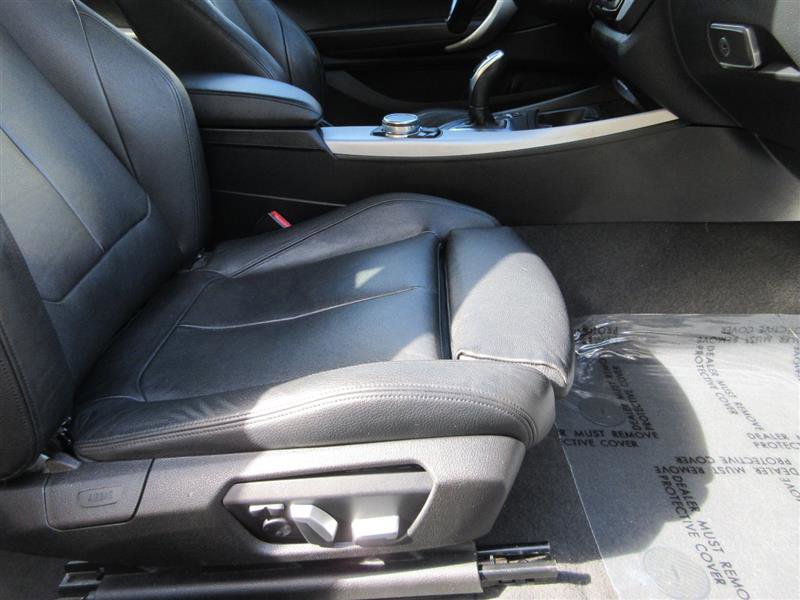 Used 2016 BMW M235i Coupe w/ Technology Package image 28