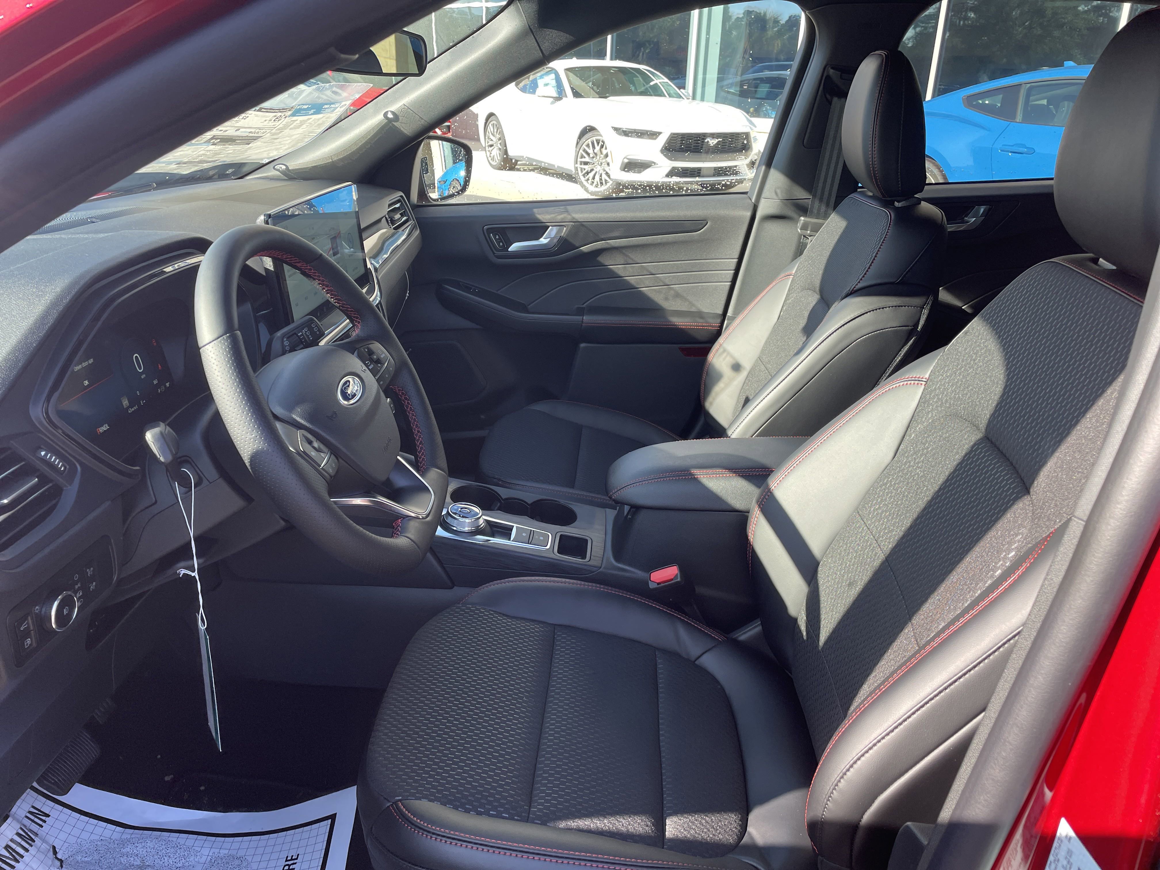 New 2025 Ford Escape ST-Line Elite w/ Tech Pack #2 image 14