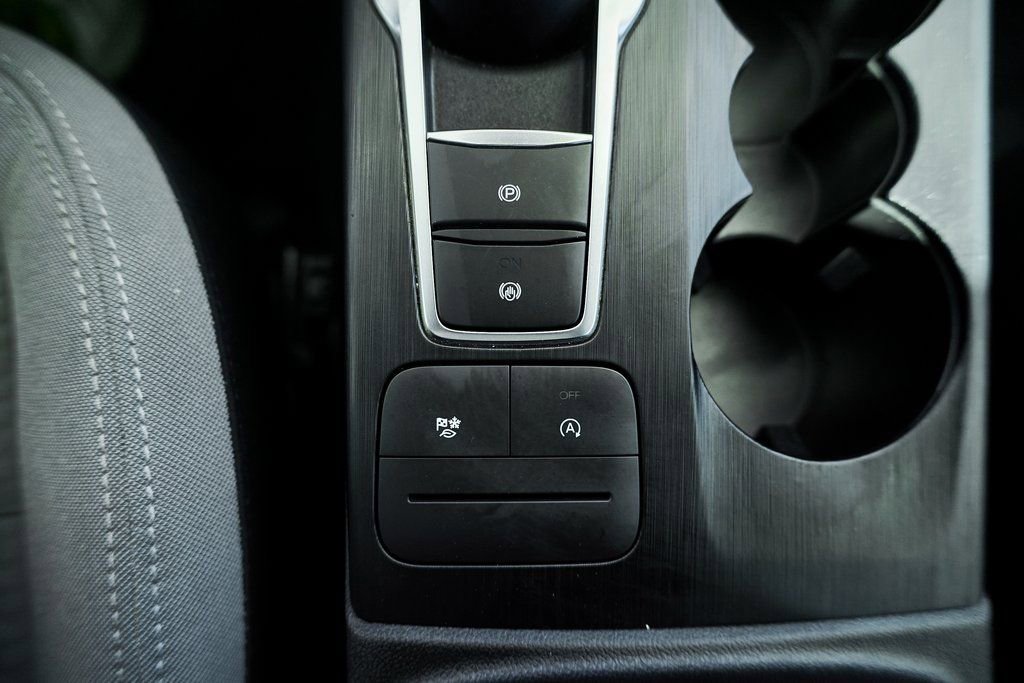 Used 2022 Ford Escape SE image 38