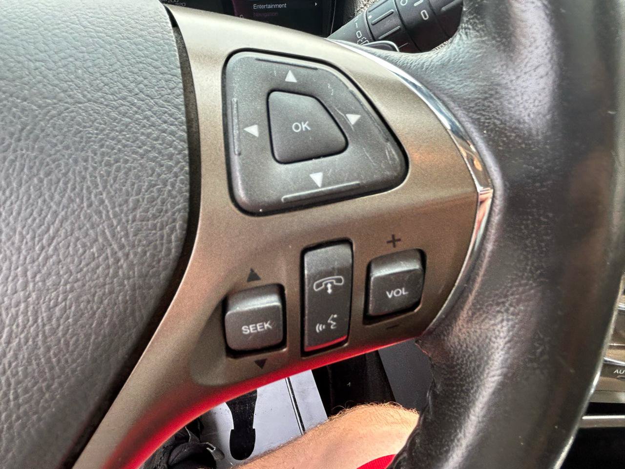 Used 2014 Lincoln MKX AWD w/ Equipment Group 101A image 19