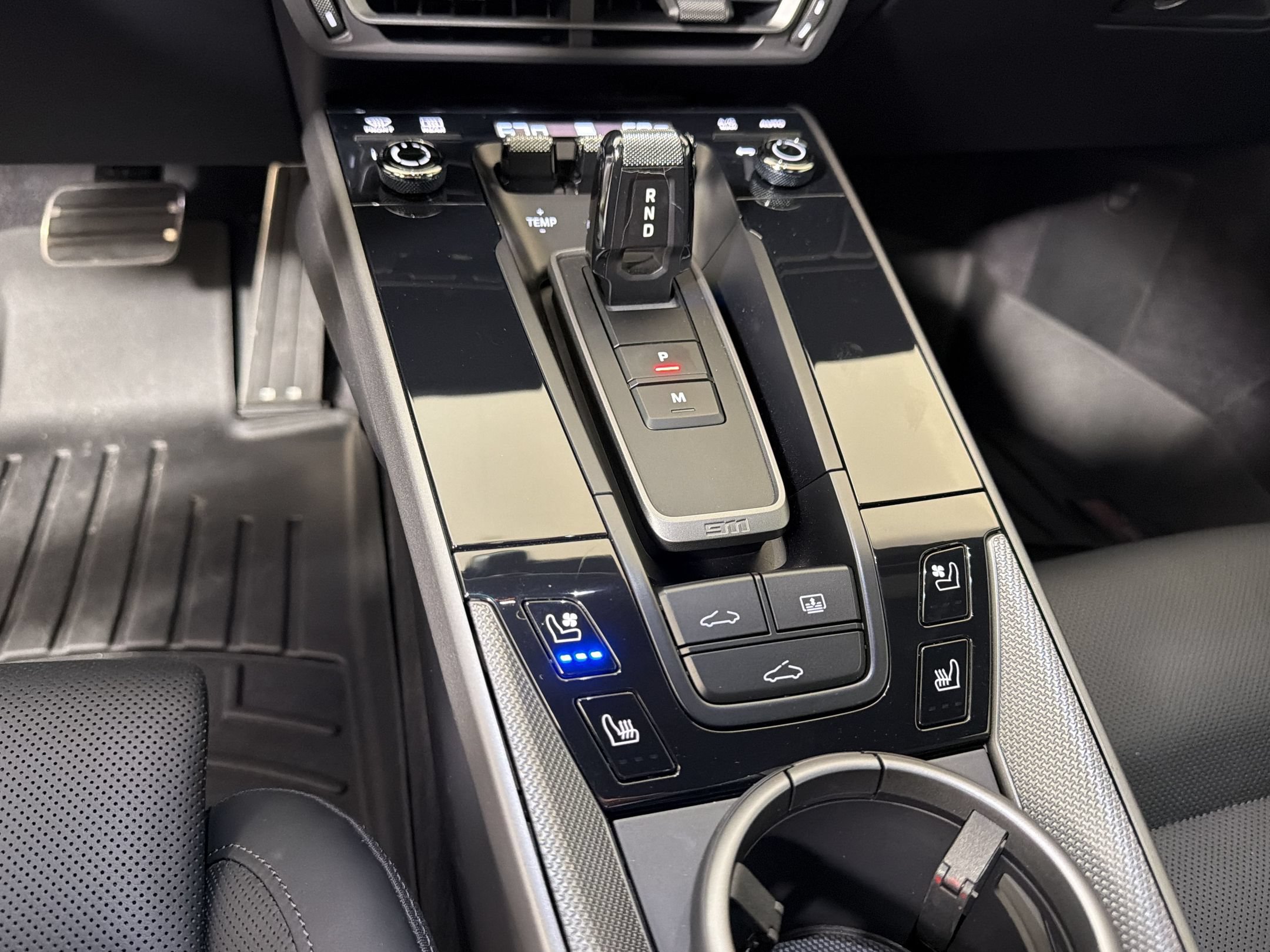 Certified 2020 Porsche 911 Carrera 4S AWD/4WD image 16