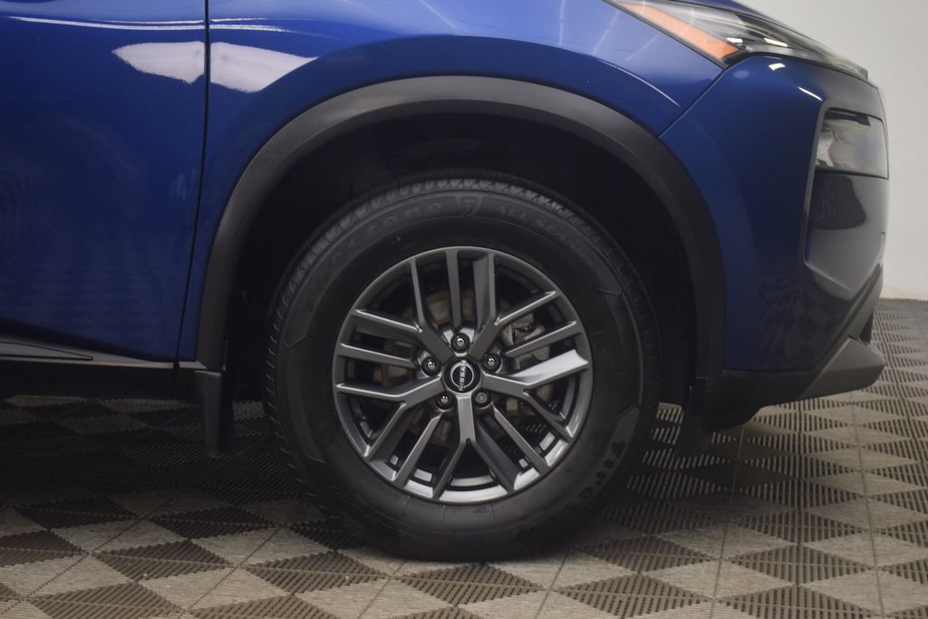 Used 2023 Nissan Rogue S FWD image 27