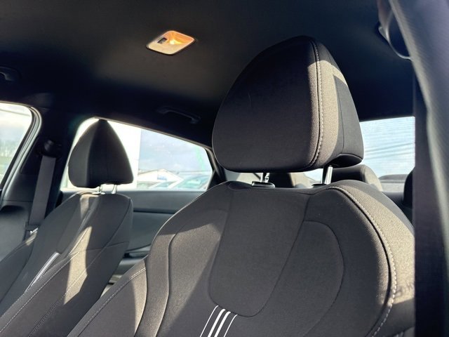 Certified 2025 Hyundai Elantra Sport image 20