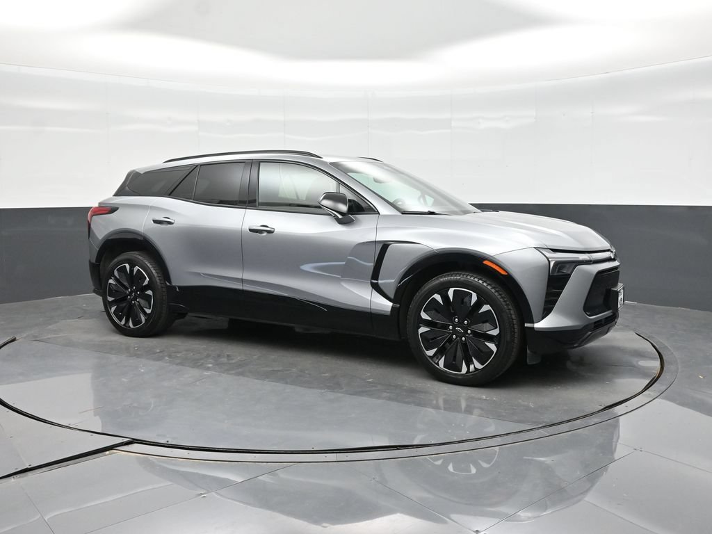 Used 2024 Chevrolet Blazer EV RS AWD/4WD image 18