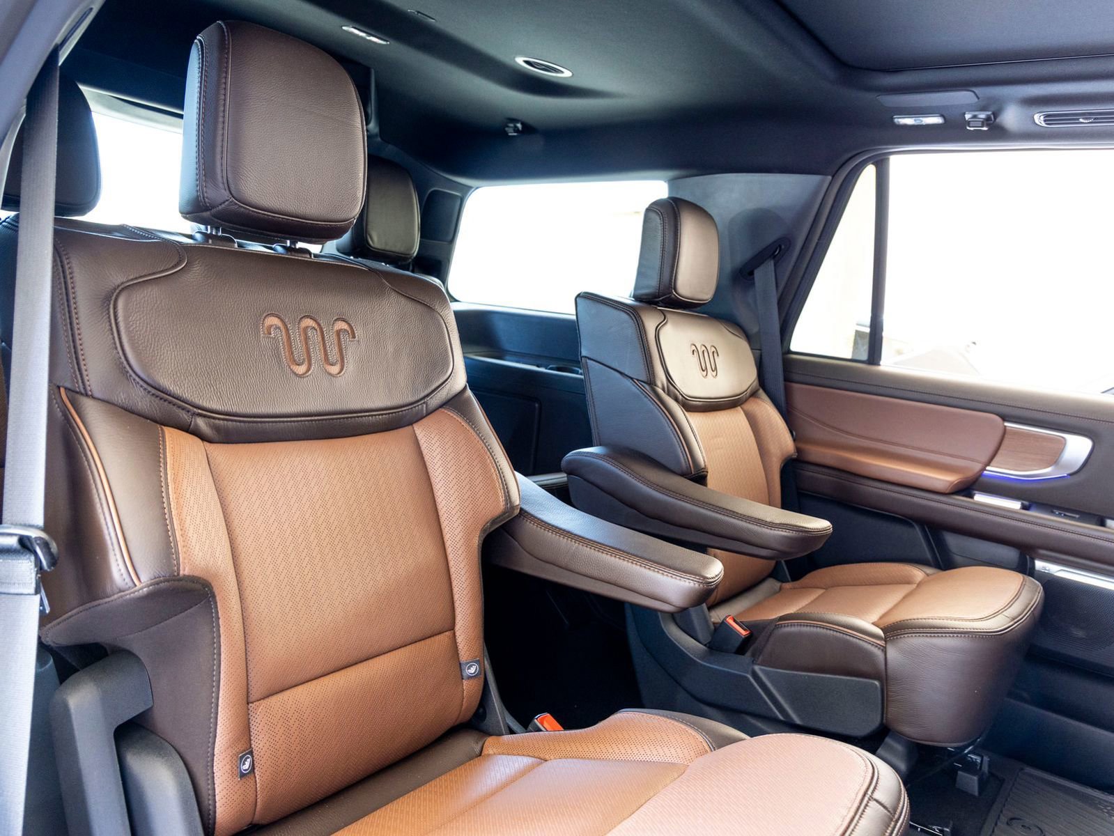 Used 2025 Ford Expedition King Ranch AWD/4WD image 24