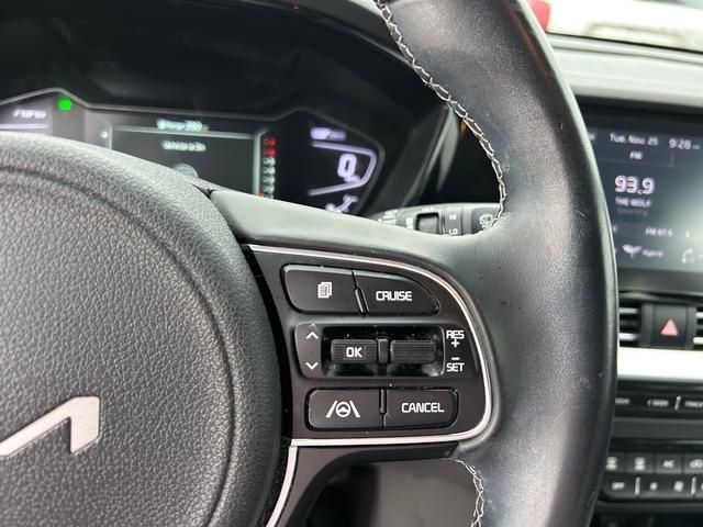Used 2022 Kia Niro LXS w/ Digital Cluster Package image 21