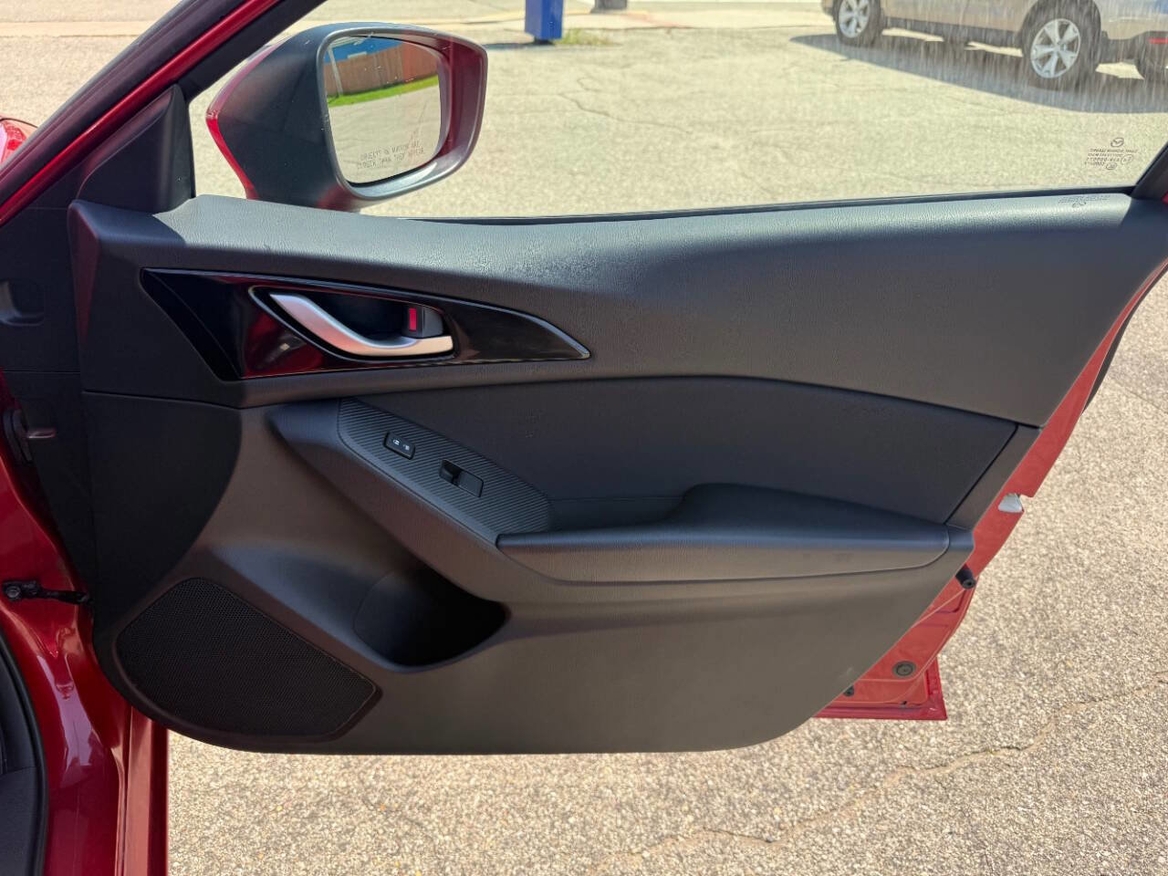 Used 2014 MAZDA MAZDA3 i Touring image 33