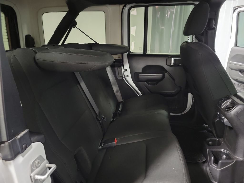 Used 2022 Jeep Wrangler Unlimited Sport AWD/4WD image 30