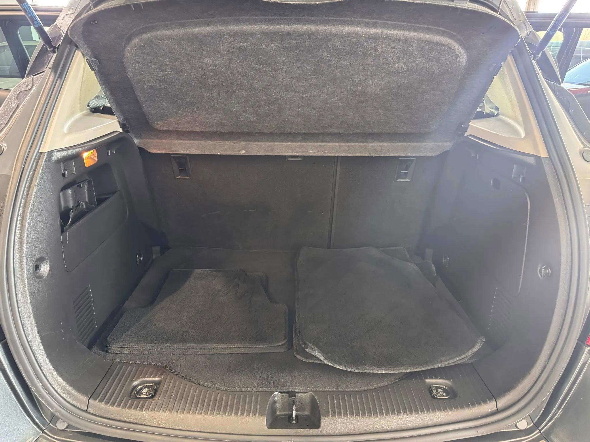 Used 2016 Buick Encore Premium w/ Experience Buick Package image 21