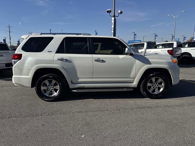 Used 2012 Toyota 4Runner SR5 w/ Convenience Pkg image 4