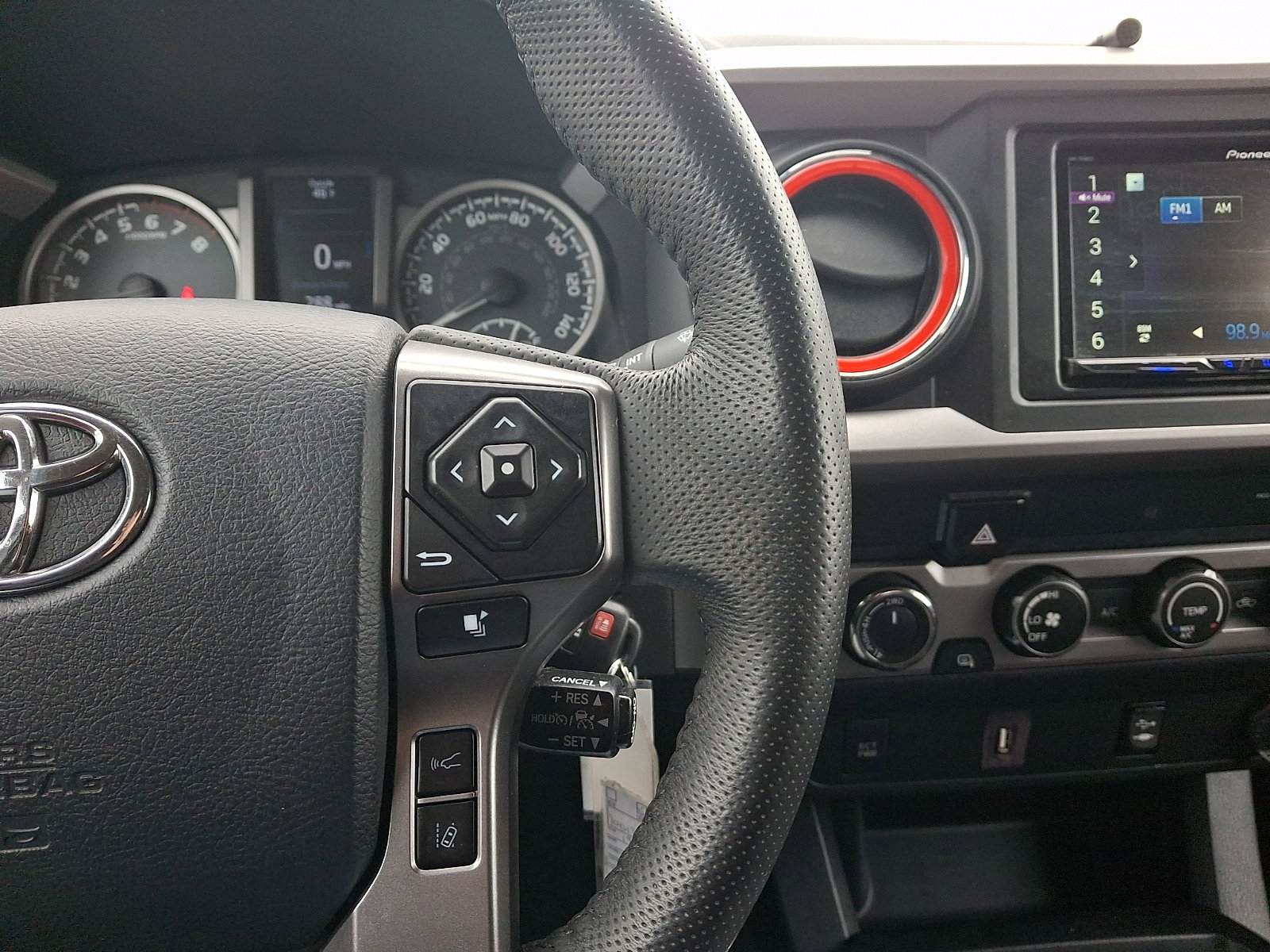 Used 2019 Toyota Tacoma SR5 image 21