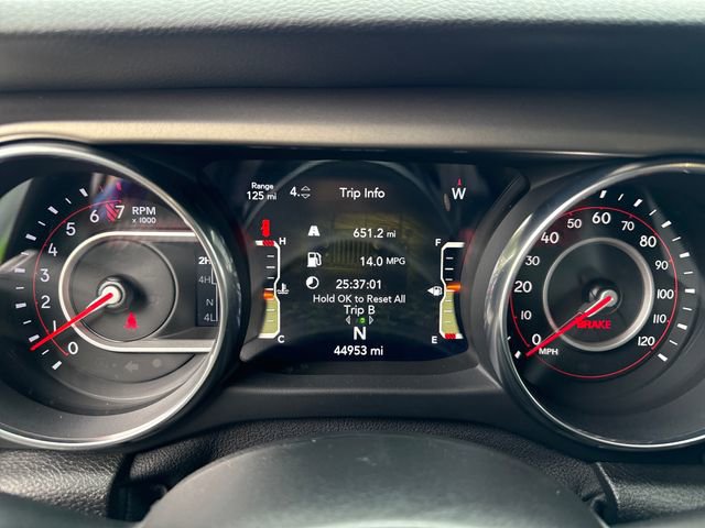 Used 2019 Jeep Wrangler Unlimited Rubicon w/ Dual Top Group AWD/4WD image 19