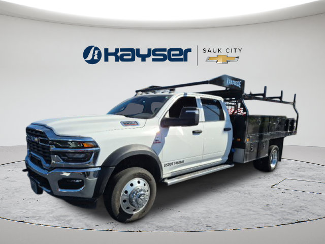 Used 2025 RAM 5500 Tradesman w/ Chrome Appearance Group AWD/4WD image 3