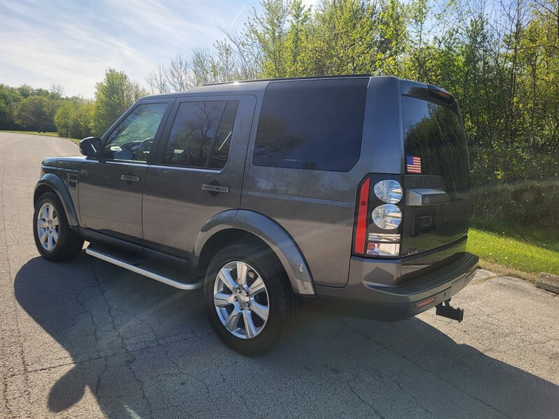 Used 2016 Land Rover LR4 HSE AWD/4WD image 4