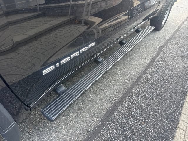Used 2023 GMC Sierra 1500 Pro w/ Pro Value Package AWD/4WD image 5