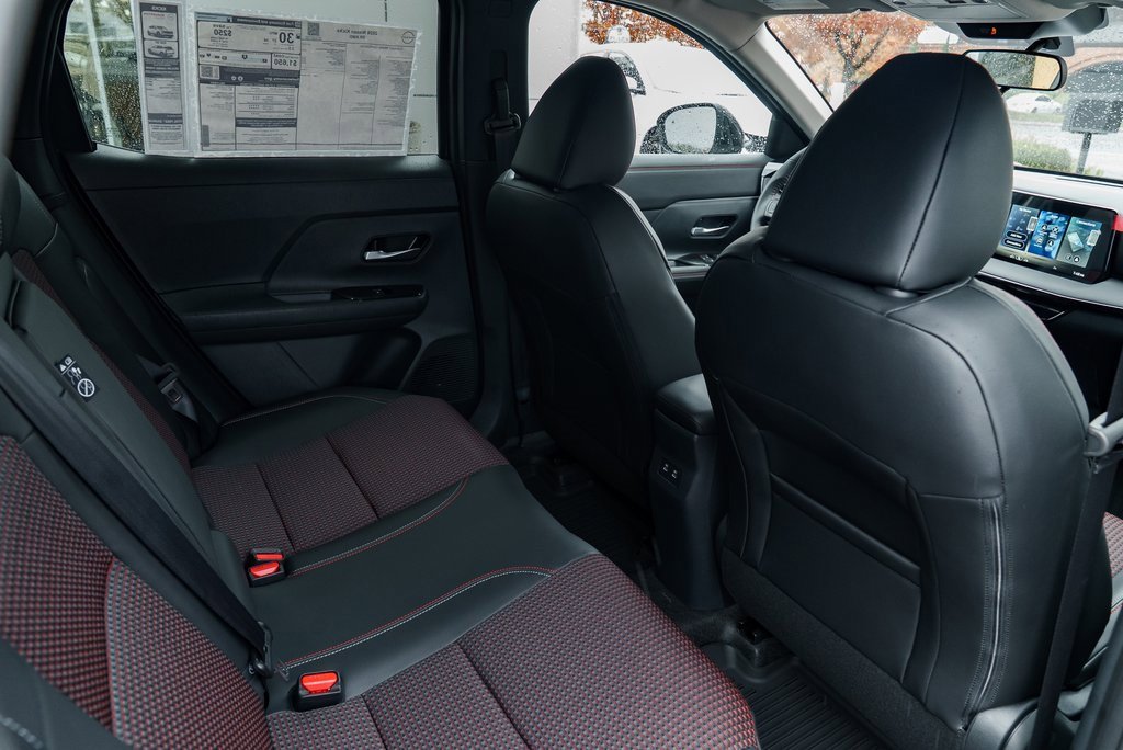 New 2026 Nissan Kicks SR w/ Cold Weather Package image 24