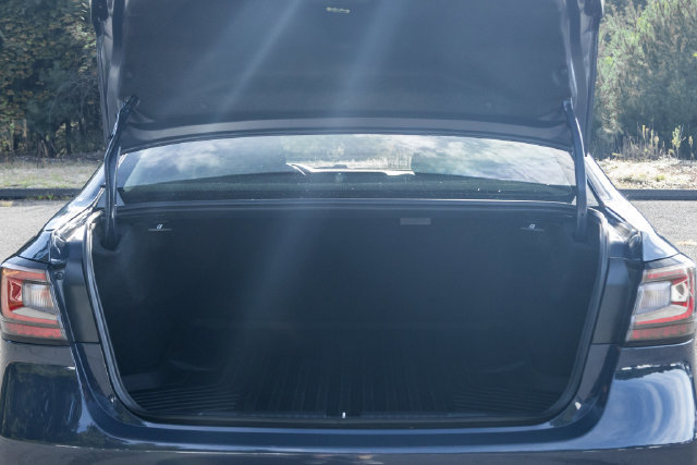Used 2024 Subaru Legacy Premium AWD/4WD image 18