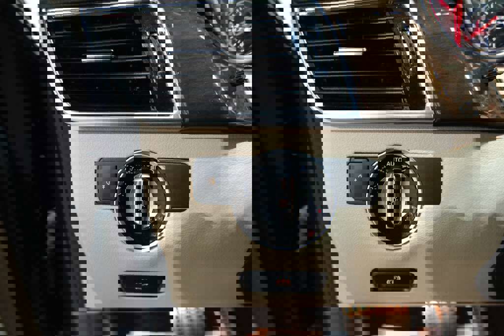 Used 2019 Mercedes-Benz GLE 400 4MATIC w/ Premium 1 Package image 40