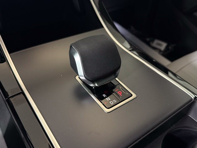 Certified 2026 Land Rover Range Rover Evoque S AWD/4WD image 31