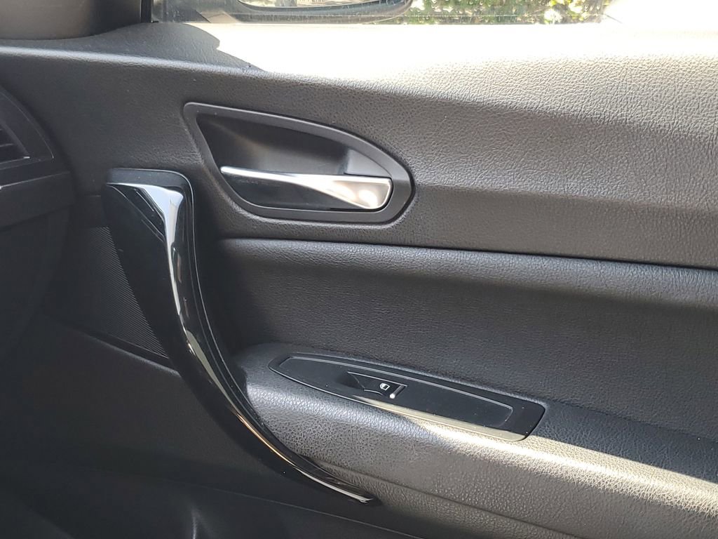 Used 2018 BMW 230i Coupe image 21