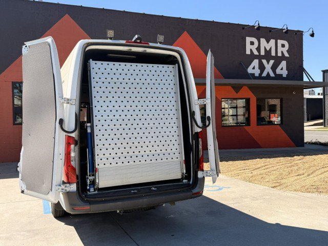 Used 2022 Mercedes-Benz Sprinter 3500 image 8