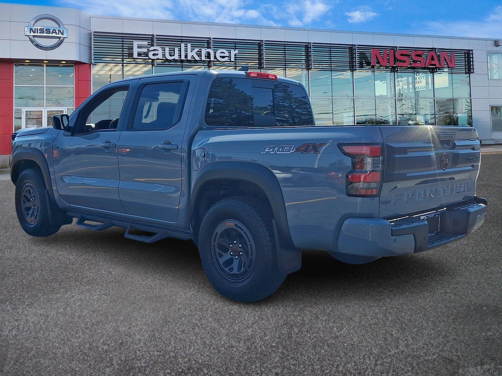 Certified 2025 Nissan Frontier PRO-4X AWD/4WD image 4