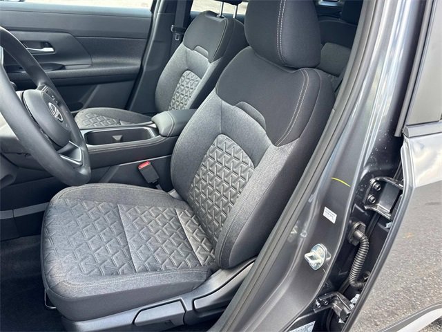 New 2025 Nissan Kicks SV w/ SV Premium Package image 27