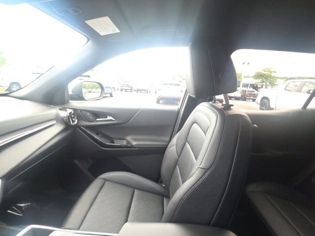 New 2026 Chevrolet Equinox LT w/ Convenience Package II AWD/4WD image 21