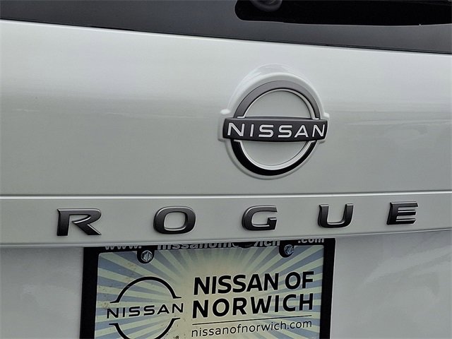 New 2026 Nissan Rogue SV image 11