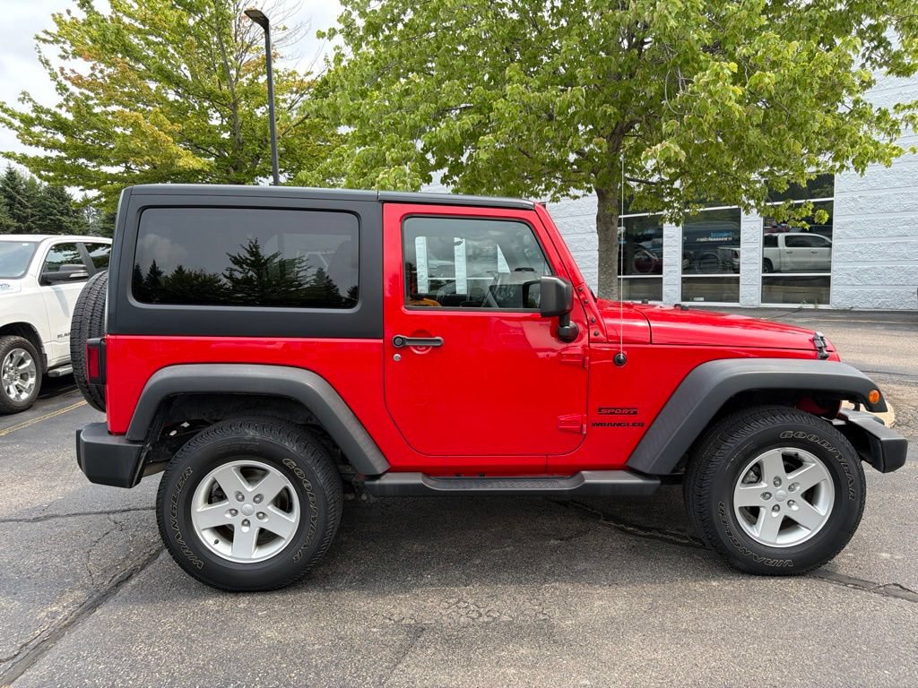 Used 2016 Jeep Wrangler Sport w/ Quick Order Package 24S AWD/4WD image 2
