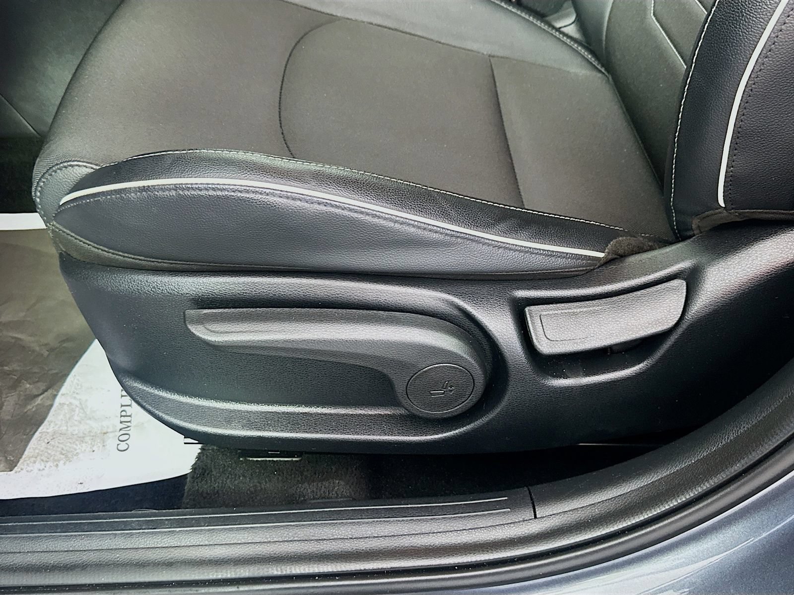 Used 2022 Kia Forte GT-Line w/ GT-Line Technology Package FWD image 19
