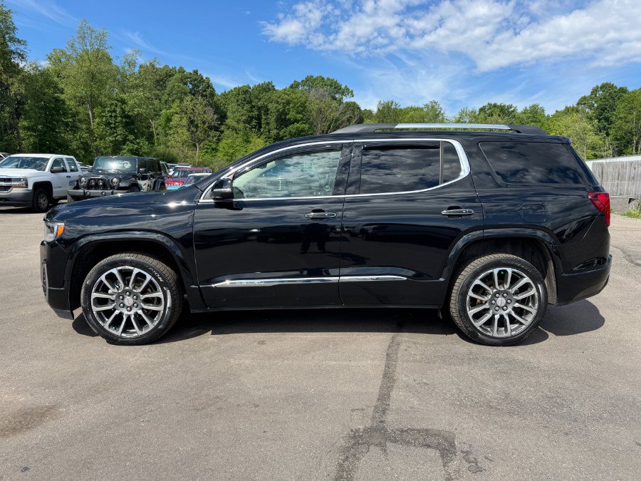 Used 2022 GMC Acadia Denali w/ GMC Pro Grade Package AWD/4WD image 2
