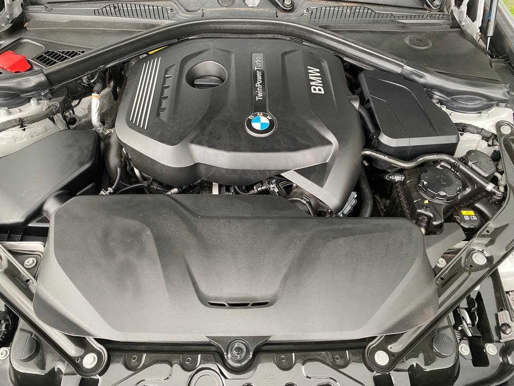 Used 2017 BMW 230i Convertible RWD image 9