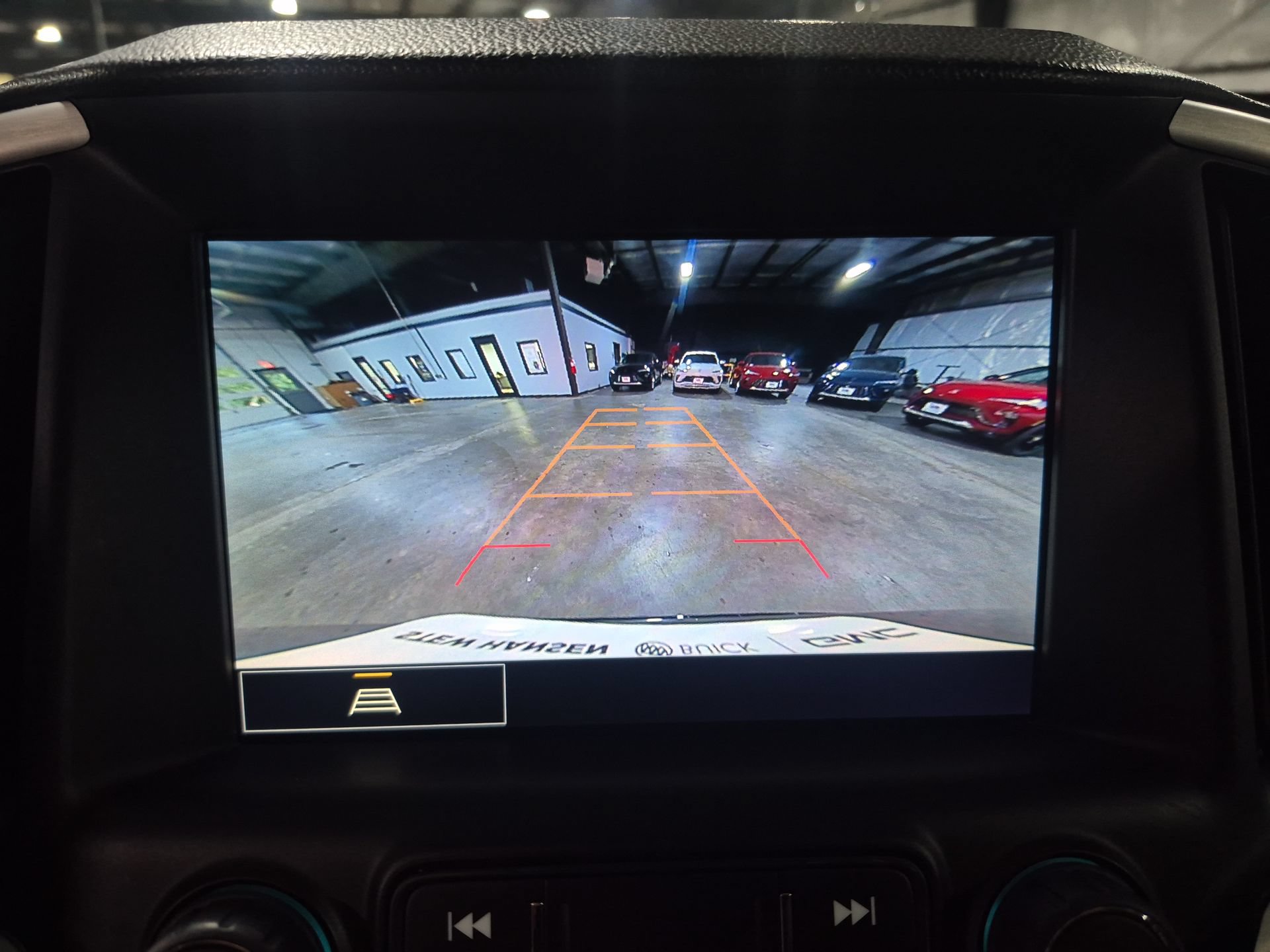 Used 2024 GMC Terrain SLT AWD/4WD image 16