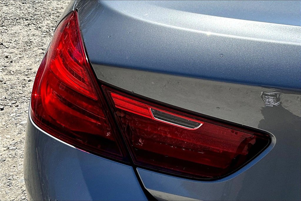 Used 2015 BMW 650i Convertible w/ Executive Package image 28