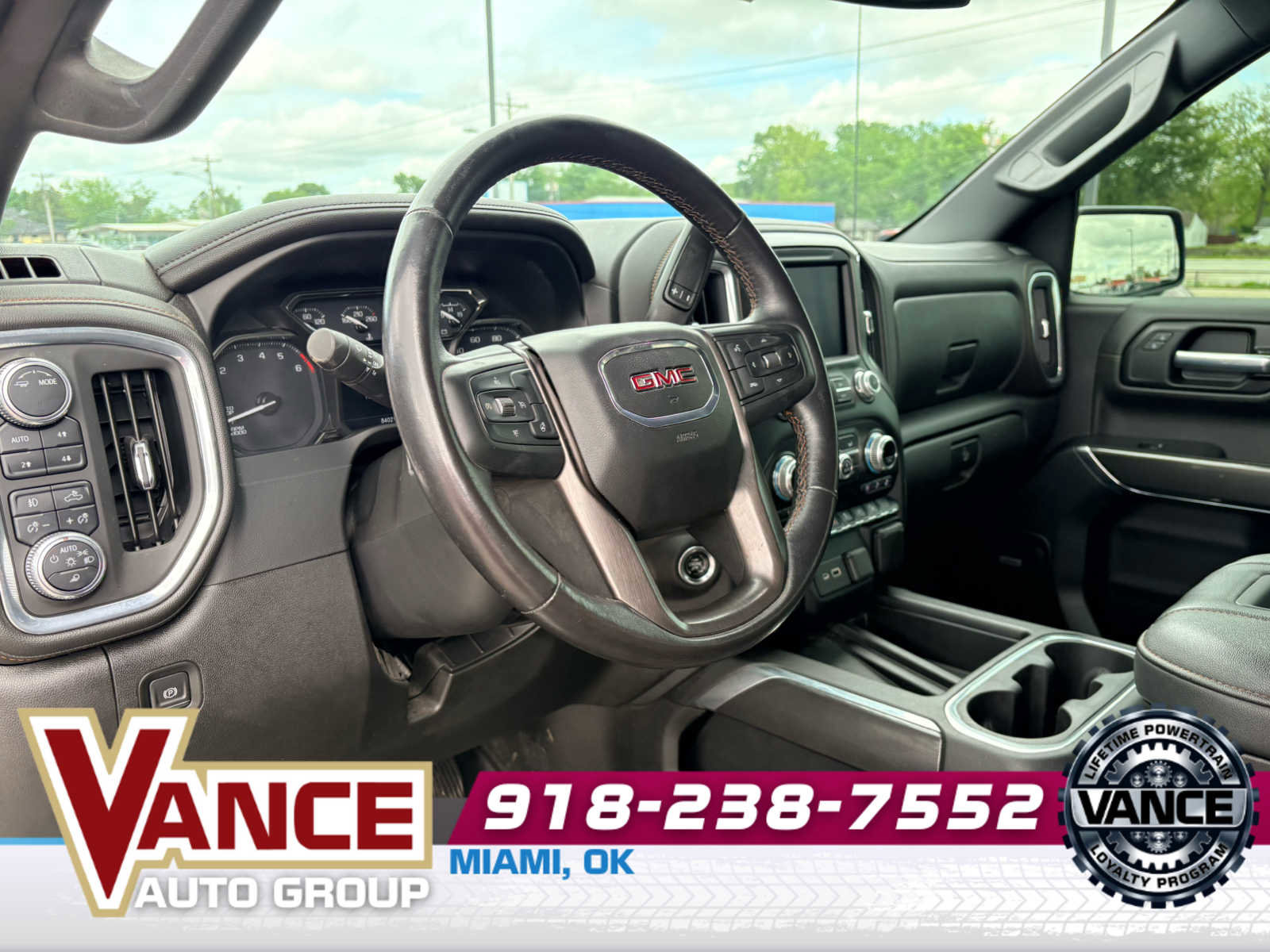 Used 2021 GMC Sierra 1500 AT4 w/ AT4 Preferred Package AWD/4WD image 13