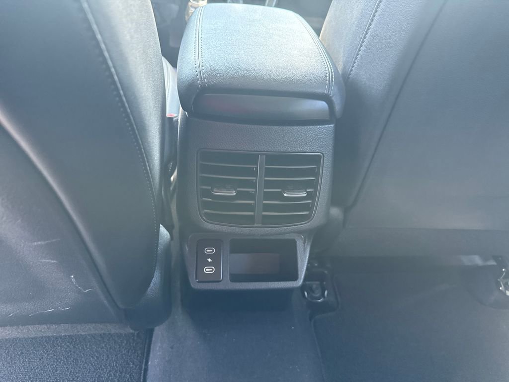 Used 2025 Kia Seltos S FWD image 28